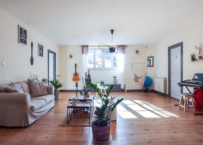 Briseteia Saint-Just-Ibarre